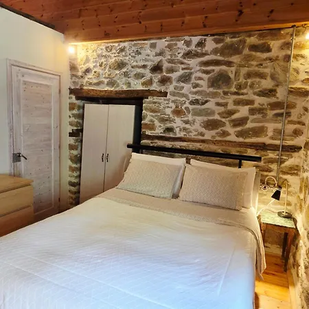 Traditional Stone House In Kissos Pelion