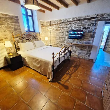 Traditional Stone House In Kissos Pelion *