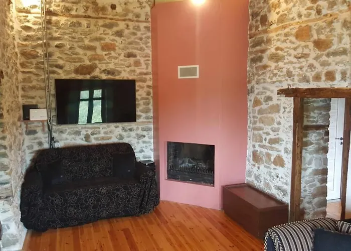 Traditional Stone House In Kissos Pelion *