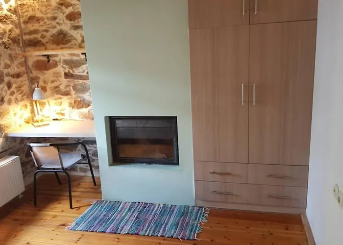 Traditional Stone House In Kissos Pelion * Kiszósz