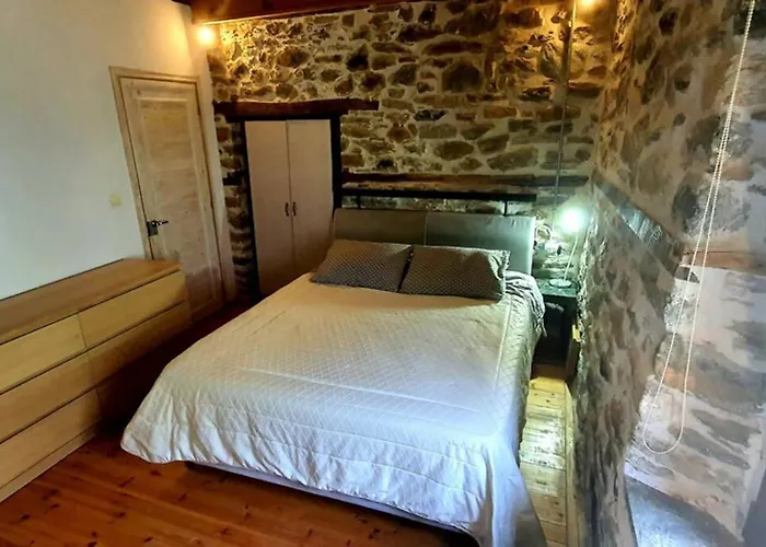 Traditional Stone House In Kissos Pelion Kiszósz